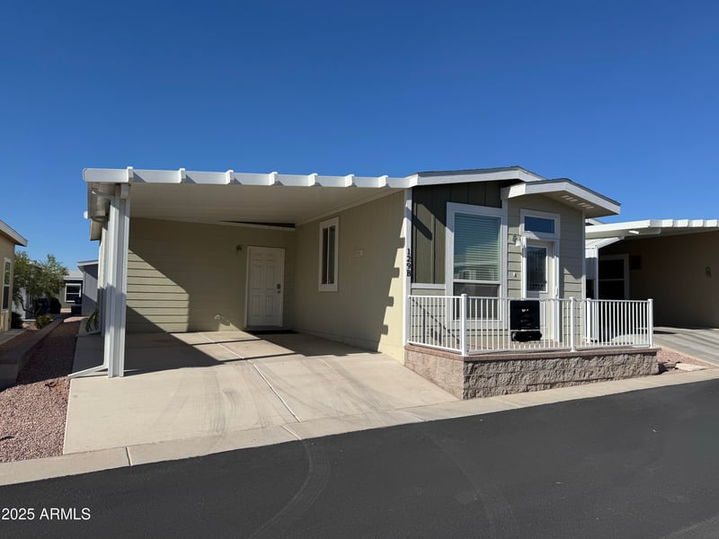 2206 Ellsworth Rd #129B, Mesa, AZ 85201