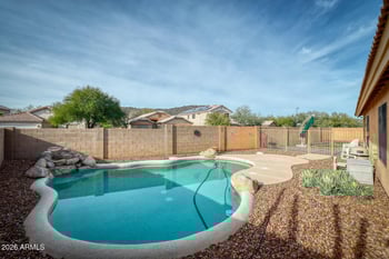 2206 Ruby Ln, Phoenix, AZ 85024