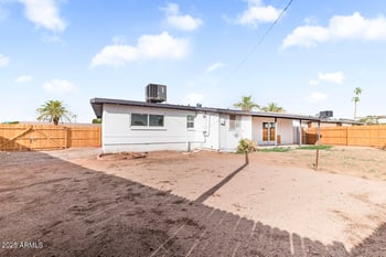 2207 Aspen Ave, Mesa, AZ 85204