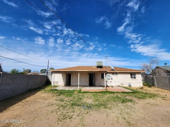 2207 Cactus Wren Dr, Phoenix, AZ 85021