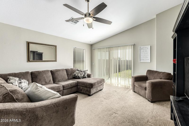 2207 E 39th Ave, Apache Junction, AZ 85119