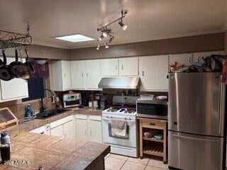 2207 E Acoma Dr, Phoenix, AZ 85022