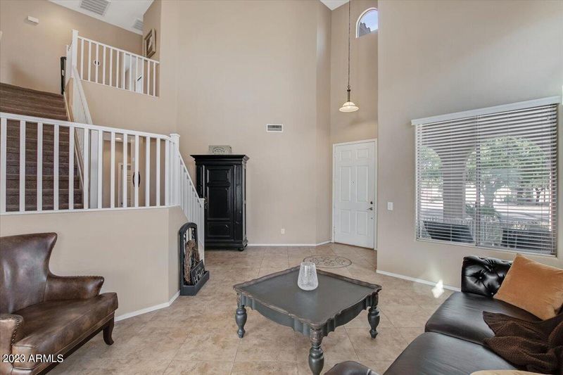 2207 E Carob Dr, Chandler, AZ 85286