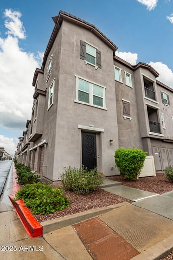 2207 Hidalgo Ave, Phoenix, AZ 85040