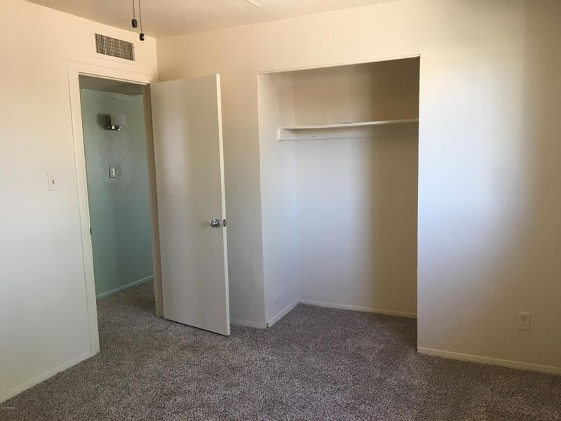 2207 N 50th Ave, Phoenix, AZ 85035