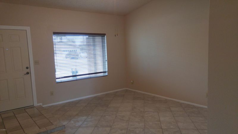2207 S Extension Rd, Mesa, AZ 85210