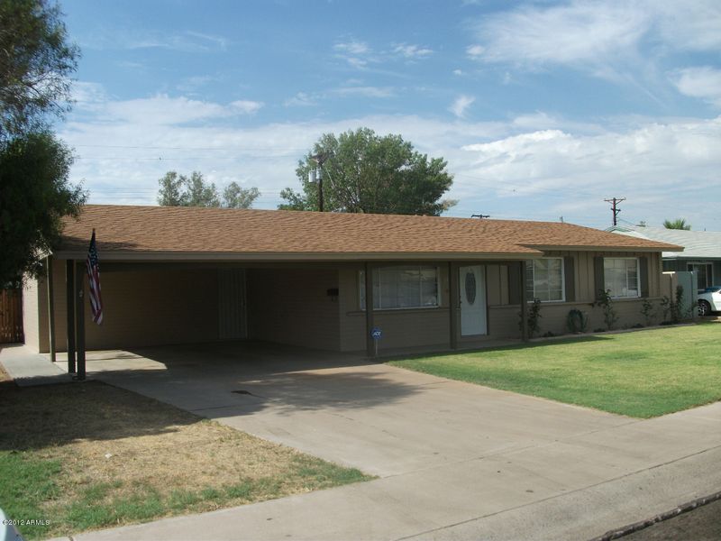 2207 W Berridge Ln, Phoenix, AZ 85015