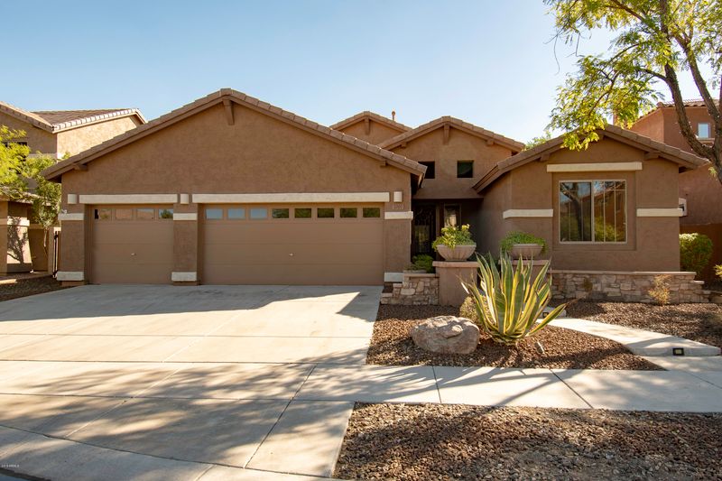 2207 W Crimson Ter, Phoenix, AZ 85085