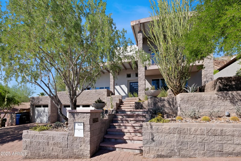 2208 E Belmont Ave, Phoenix, AZ 85020