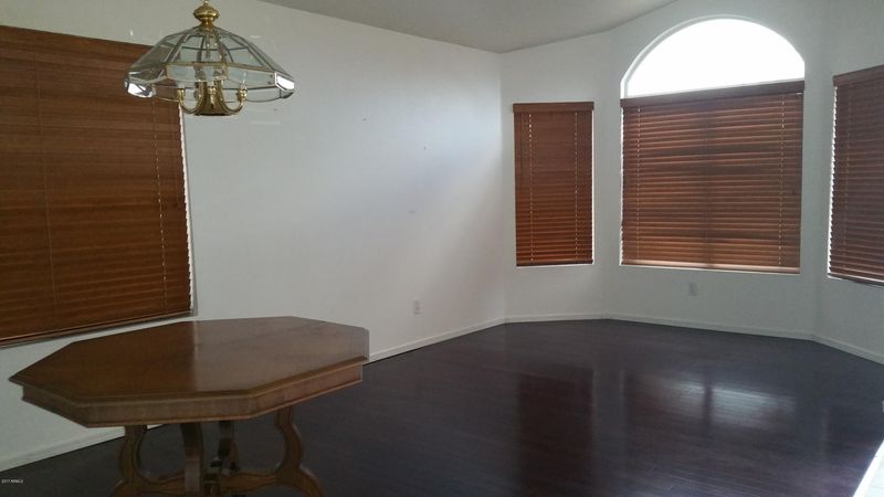 2208 E Escuda Rd, Phoenix, AZ 85024