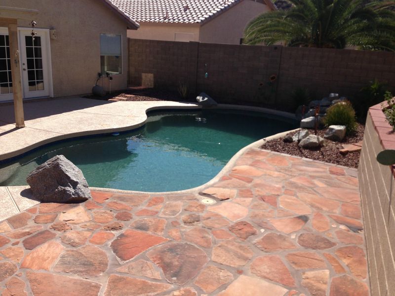 2208 E Siesta Ln, Phoenix, AZ 85024