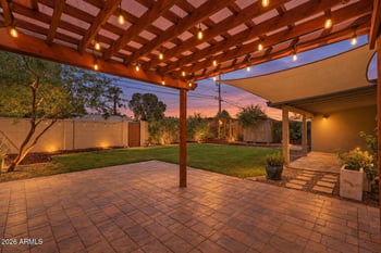 2208 E Turney Ave, Phoenix, AZ 85016
