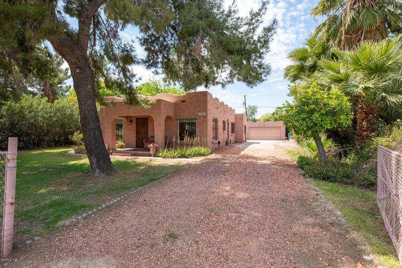 2208 N 25th Pl, Phoenix, AZ 85008