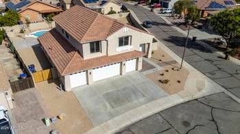 2208 Peggy Dr, San Tan Valley, AZ 85144