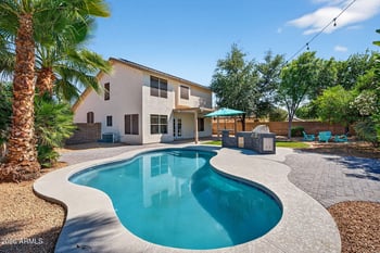 2208 Peppertree Ct, Gilbert, AZ 85295