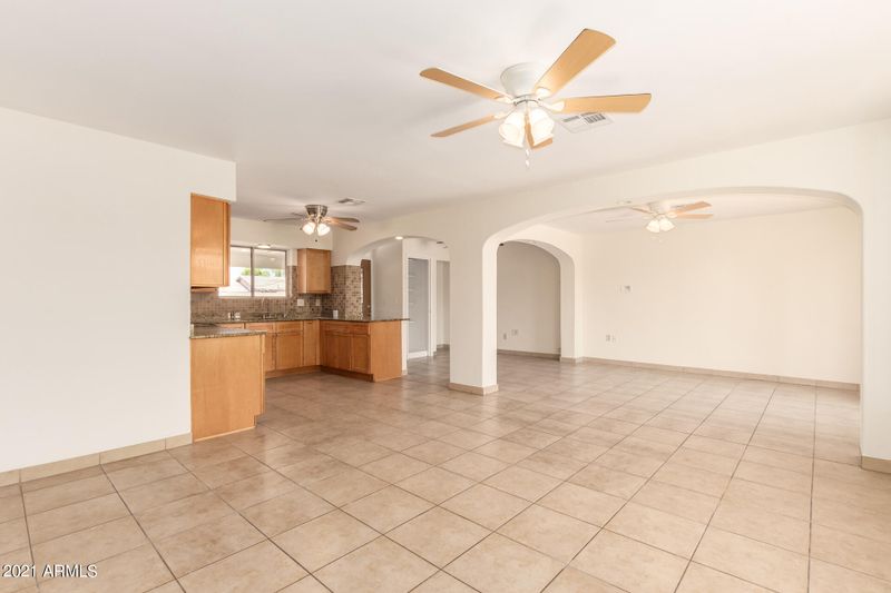 2208 W Chambers St, Phoenix, AZ 85041