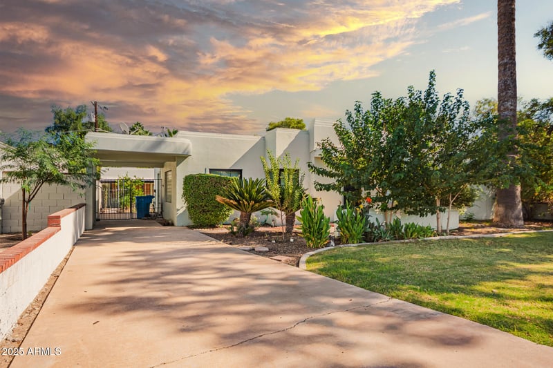 2209 12th Ave, Phoenix, AZ 85007