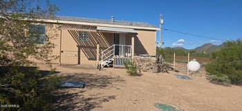 2209 Carriage Dr, Phoenix, AZ 85086