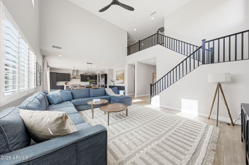 2209 E Fallen Leaf Ln, Phoenix, AZ 85024