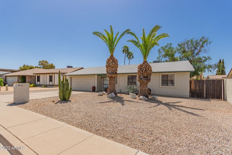 2209 E Monte Cristo Ave, Phoenix, AZ 85022