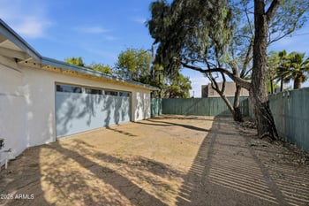 2209 Windsor Ave, Phoenix, AZ 85006