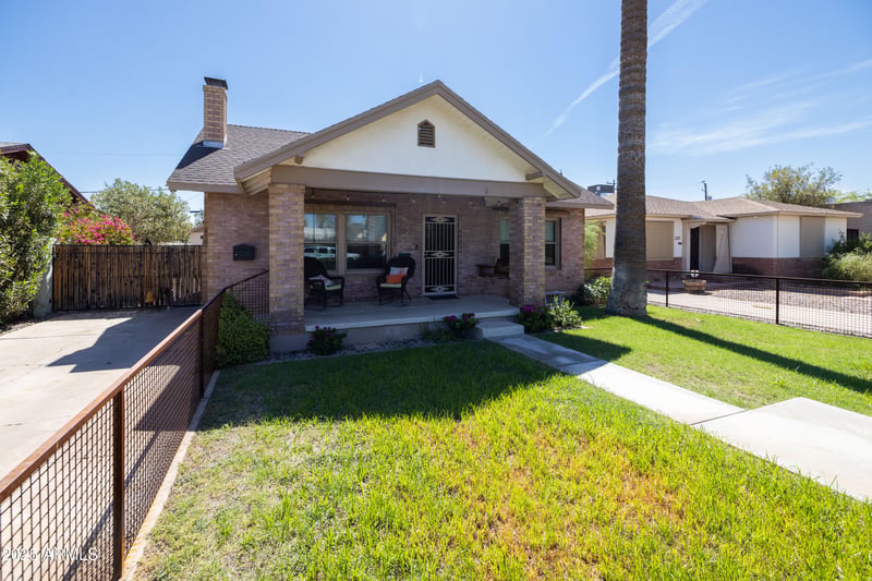 2209 N Edgemere St, Phoenix, AZ 85006