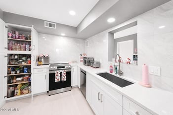 2209 Recker Rd, Mesa, AZ 85215