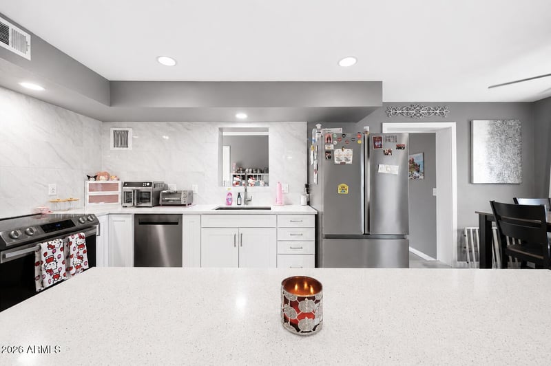 2209 Recker Rd, Mesa, AZ 85215