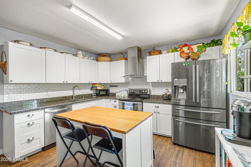 2209 W Edgewood Ave, Mesa, AZ 85202