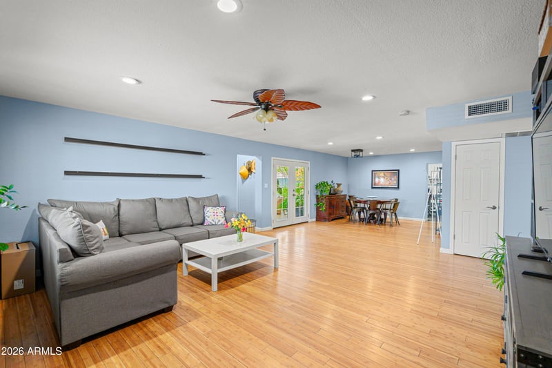 2209 W Edgewood Ave, Mesa, AZ 85202