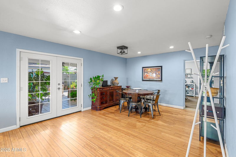 2209 W Edgewood Ave, Mesa, AZ 85202