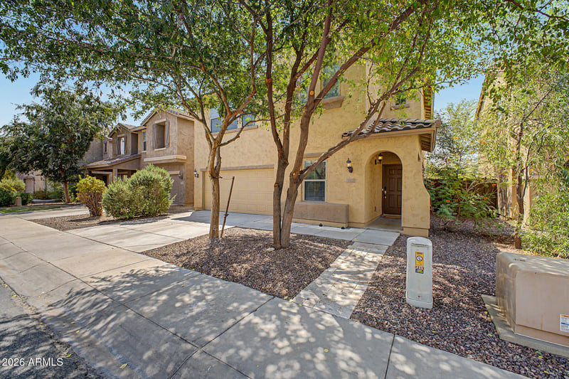 2209 W Kathleen Rd, Phoenix, AZ 85023