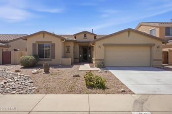 221 Blue Lagoon Dr, Casa Grande, AZ 85122