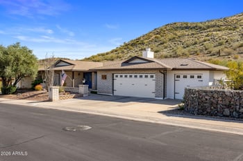 221 Sweetwater Ave, Phoenix, AZ 85029