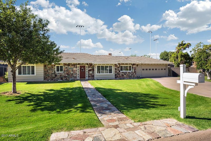 221 W Lawrence Rd, Phoenix, AZ 85013