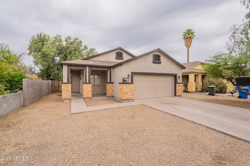 2210 27th Pl, Phoenix, AZ 85008