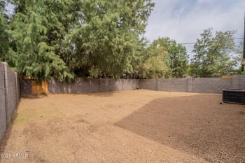 2210 27th Pl, Phoenix, AZ 85008