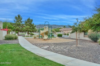 2210 Branham Ln, Phoenix, AZ 85042