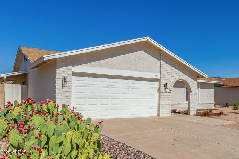 2210 Los Altos Dr, Chandler, AZ 85224