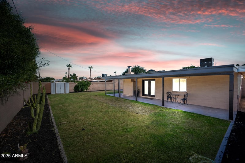 2210 Vista Dr, Phoenix, AZ 85022