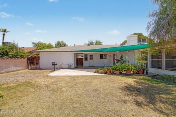 2210 W Meadow Dr, Phoenix, AZ 85023