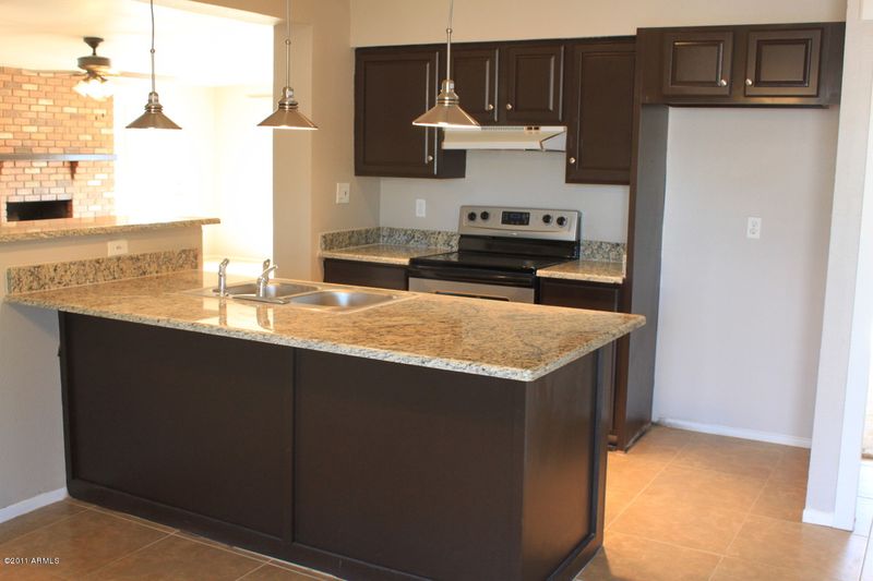 2210 W Morningside Dr, Phoenix, AZ 85023
