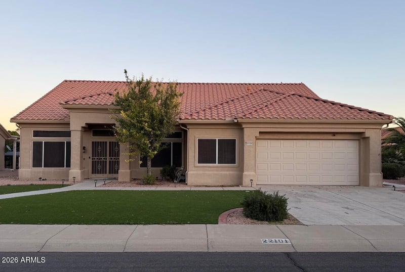 22101 Veterans Dr, Sun City West, AZ 85375