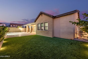 22106 59th Way, Phoenix, AZ 85054