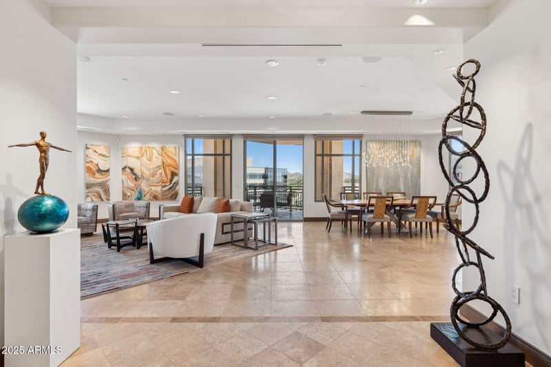 2211 Camelback Rd #1203, Phoenix, AZ 85016