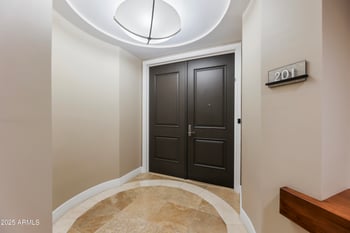 2211 Camelback Rd #201, Phoenix, AZ 85016