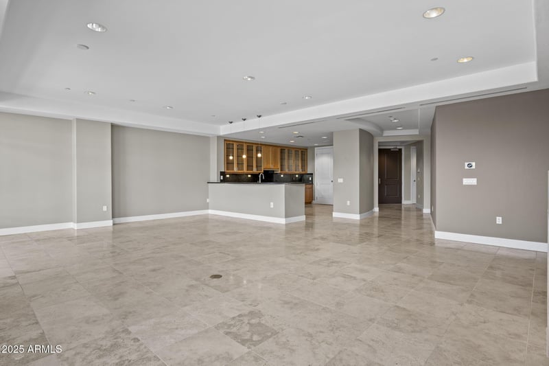 2211 Camelback Rd #201, Phoenix, AZ 85016