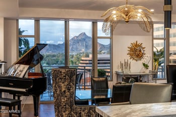 2211 Camelback Rd #902, Phoenix, AZ 85016