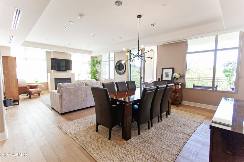 2211 E Camelback Rd #204, Phoenix, AZ 85016