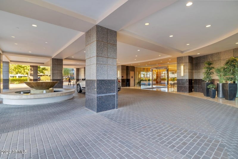 2211 E Camelback Rd #301, Phoenix, AZ 85016